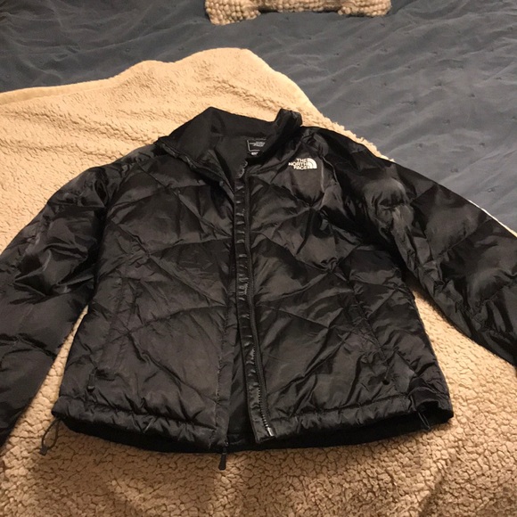 North Face Puffer Jacket - Picture 1 of 8